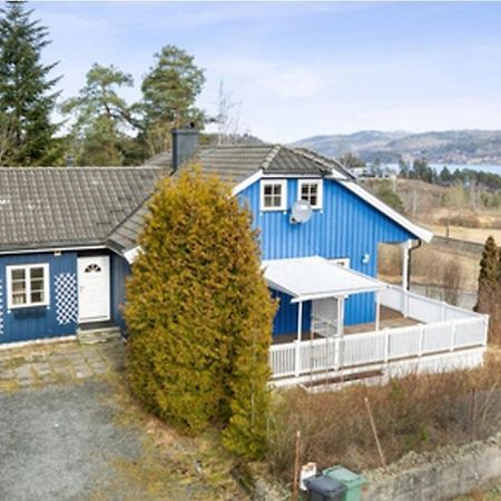 Blue House Brevik Porsgrunn Otel Dış mekan fotoğraf
